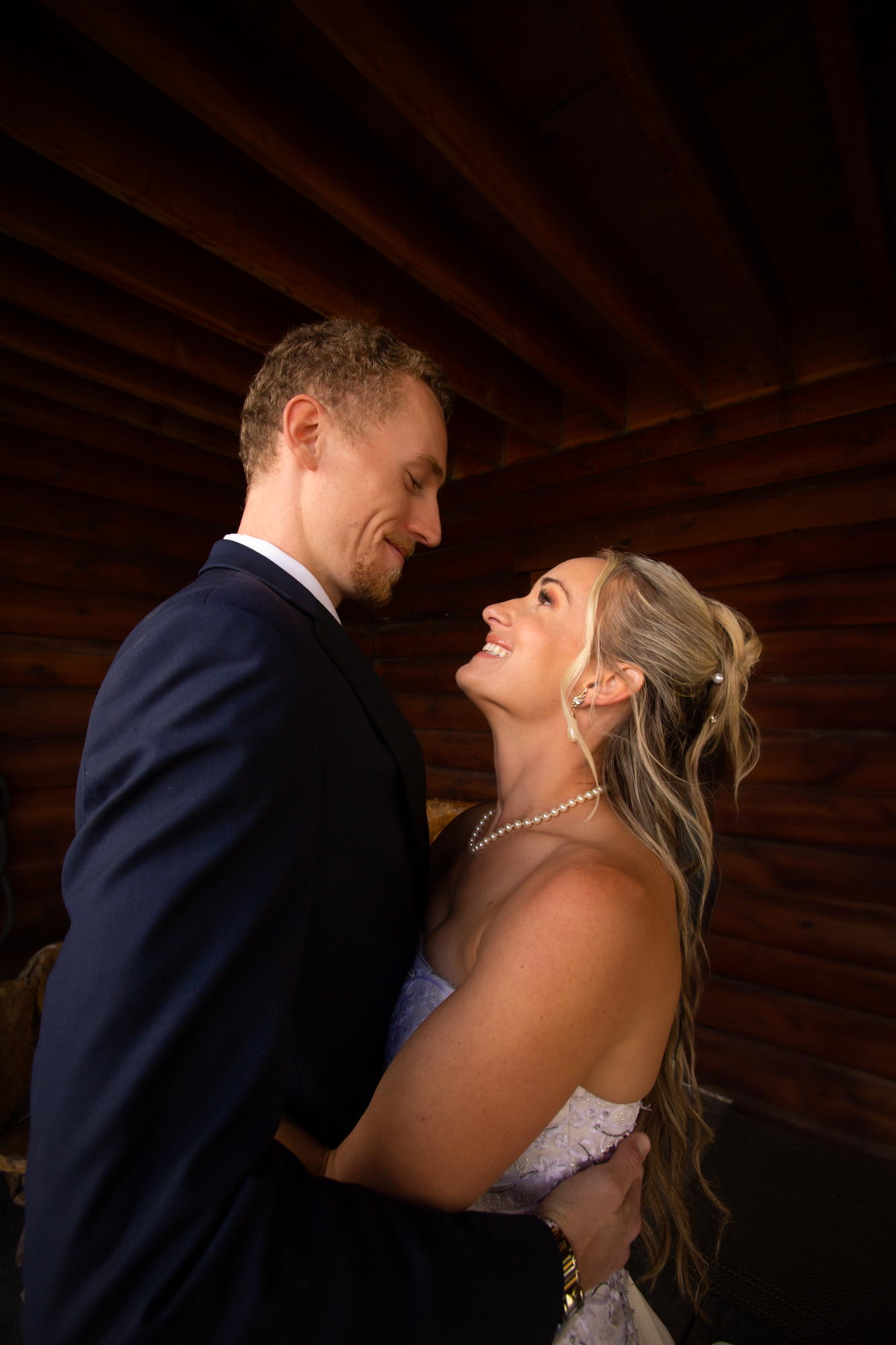 Tahoe wedding couple